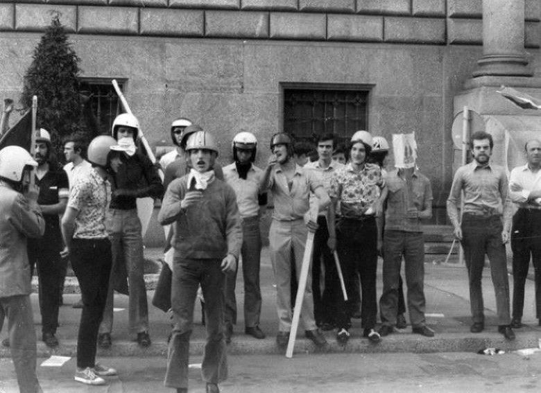 Instrument der Italienisierung? BARFUSS